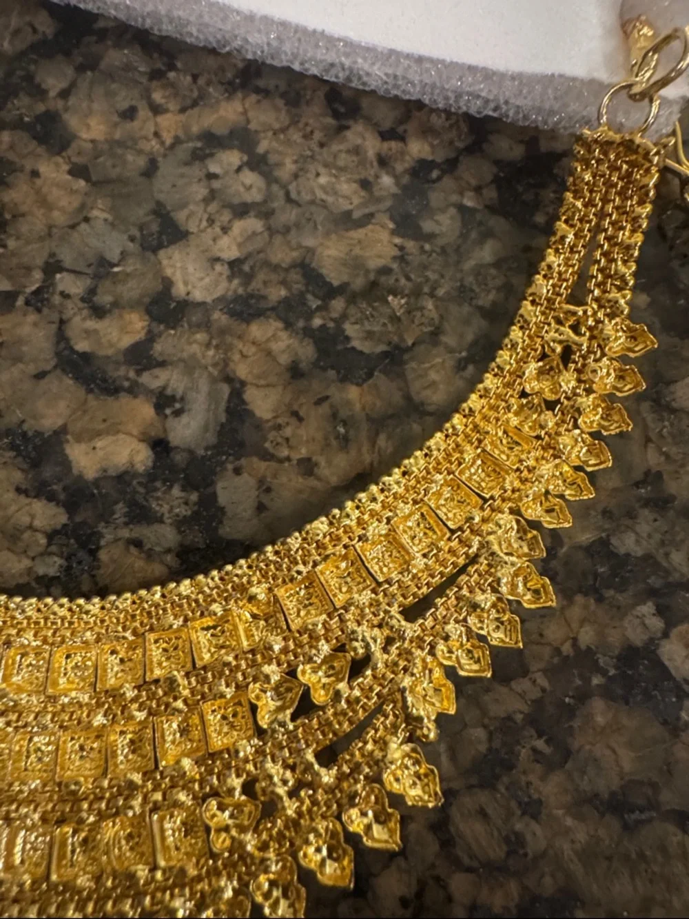 Bollywood Indian Gold Tone Necklace and Earring Set